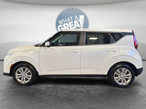 Certified 2021 Kia Soul LX FWD image 7
