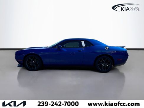 Used 2021 Dodge Challenger R/T w/ Blacktop Package image 2