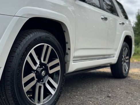 Used 2020 Toyota 4Runner Limited AWD/4WD image 45