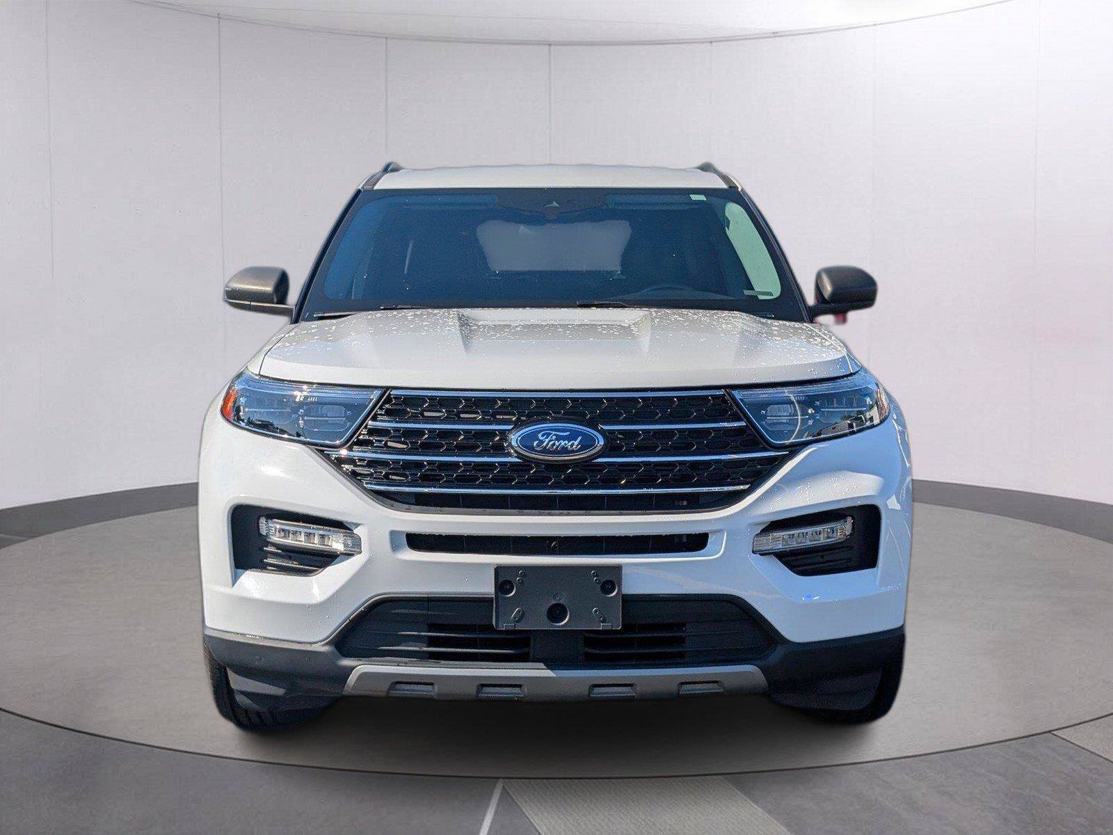 Used 2021 Ford Explorer XLT w/ Equipment Group 202A RWD image 10