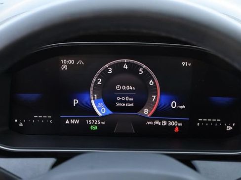 Used 2025 Volkswagen Jetta SE w/ Sunroof Package FWD image 14