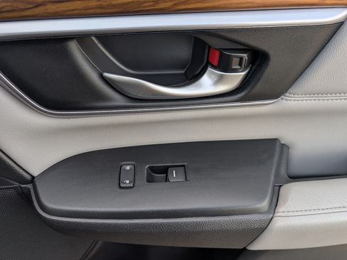 Used 2017 Honda CR-V Touring image 22