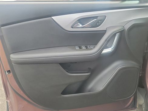 Used 2023 Chevrolet Blazer LT image 13