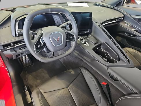 Used 2024 Chevrolet Corvette Stingray Preferred Cpe w/ Z51 Performance Package RWD image 11