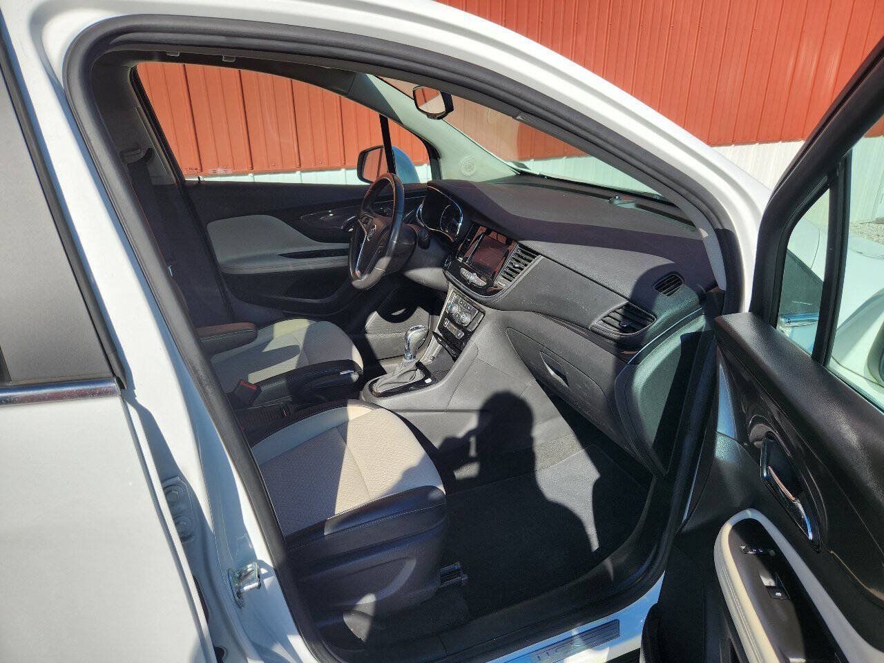 Used 2022 Buick Encore Preferred w/ Safety Package AWD/4WD image 12