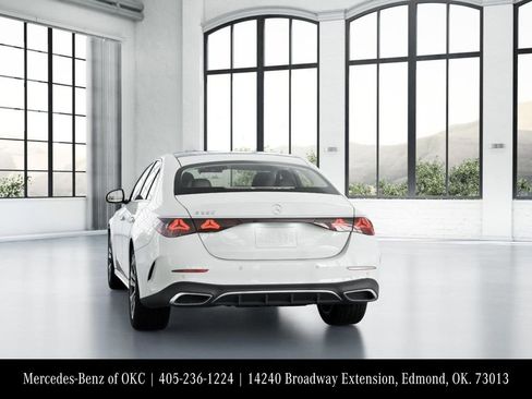 Used 2025 Mercedes-Benz E 350 Sedan image 26