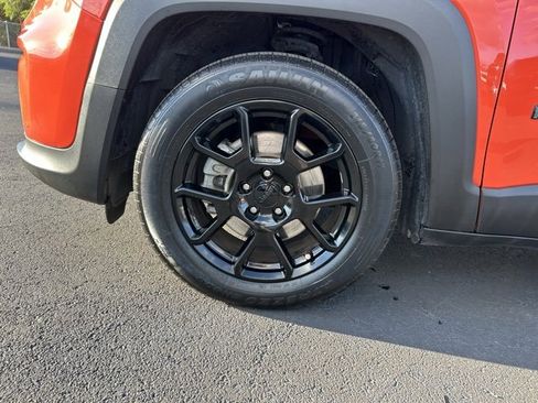 Used 2020 Jeep Renegade Altitude image 9