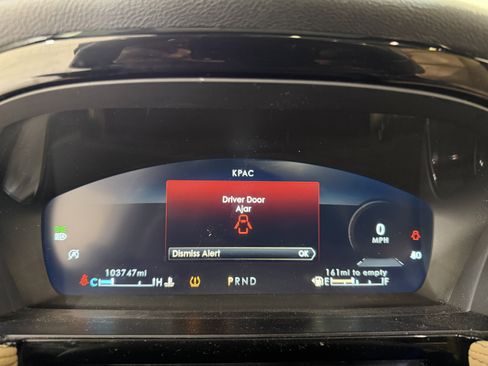 Used 2021 Lincoln Corsair Reserve w/ Equipment Group 201A image 17