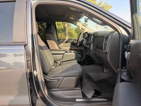 Used 2019 Chevrolet Silverado 1500 LT w/ All-Star Edition AWD/4WD image 32