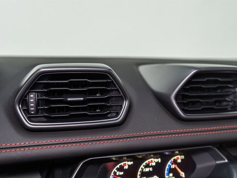 Used 2015 Lamborghini Huracan LP 610-4 image 64