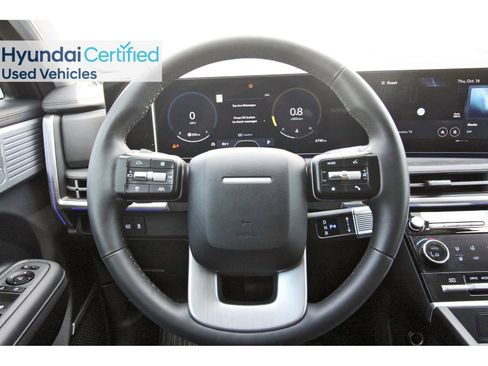 Used 2025 Hyundai Santa Fe Limited image 18