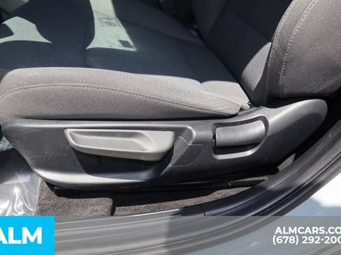 Used 2025 Kia K4 FWD image 12