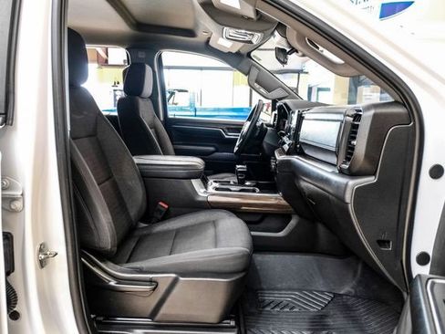 Used 2024 Chevrolet Silverado 1500 LT Trail Boss w/ Protection Package image 27