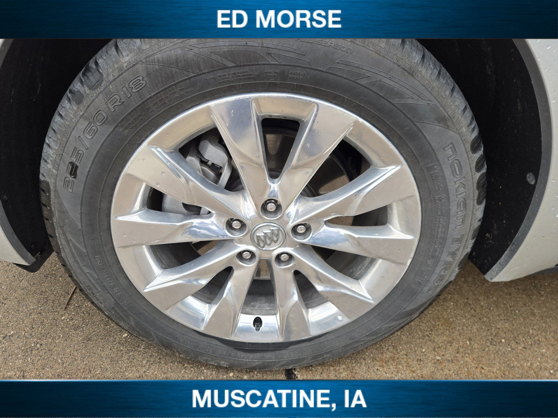 Used 2018 Buick Envision Essence FWD image 6