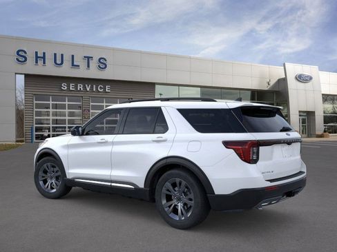 New 2025 Ford Explorer Active w/ Active Comfort Package image 4