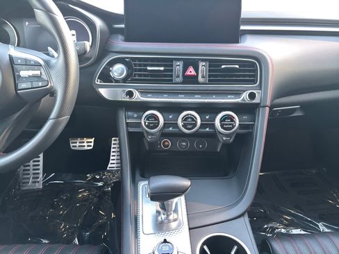 Used 2023 Genesis G70 3.3T w/ Sport Advanced Package image 11