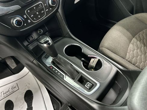 Used 2018 Chevrolet Equinox LT w/ Sun & Infotainment Package image 17