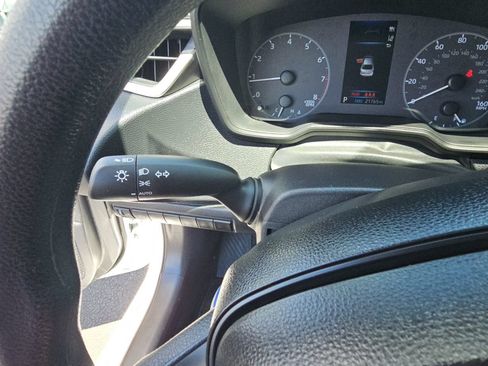 Certified 2025 Toyota Corolla LE FWD image 14
