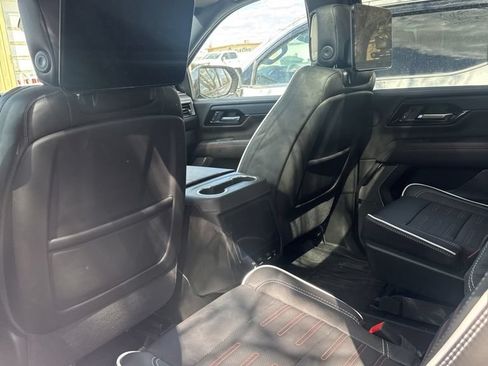 Used 2026 GMC Yukon AT4 Ultimate w/ LPO, Floor Liner Package AWD/4WD image 10