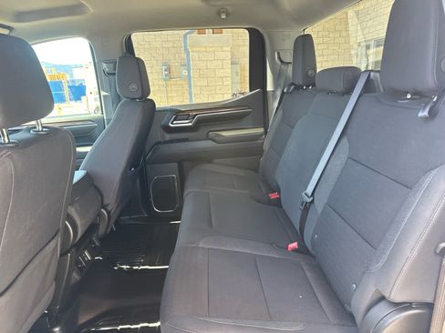 Used 2024 Chevrolet Silverado 1500 LT w/ Z71 Off-Road Package image 27