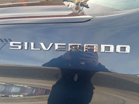 Used 2022 Chevrolet Silverado 1500 LTZ w/ LTZ Premium Package image 36