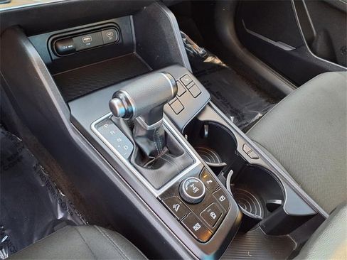 Used 2024 Kia Sportage LX image 21