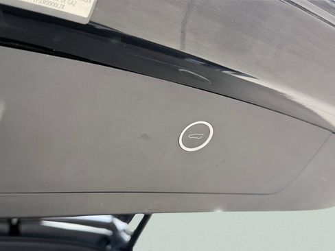 Used 2020 Tesla Model X Long Range AWD/4WD image 59