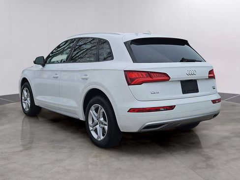 Used 2018 Audi Q5 2.0T Premium w/ Convenience Package image 4