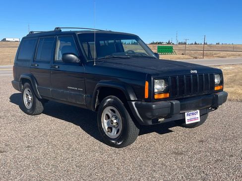 Used 2000 Jeep Cherokee Sport image 7