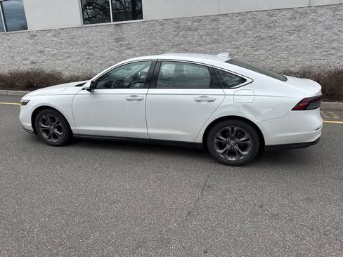 Used 2023 Honda Accord EX image 20