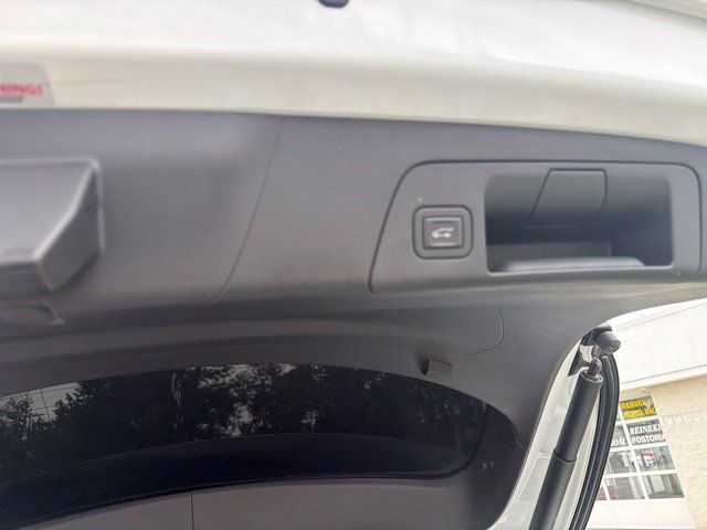 Used 2025 Buick Envision Sport Touring AWD/4WD image 19