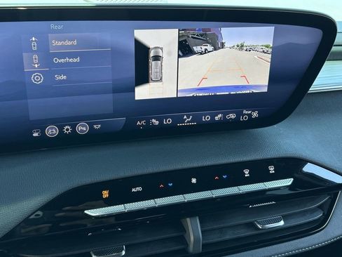 Used 2025 Buick Enclave Preferred w/ Power Package AWD/4WD image 15
