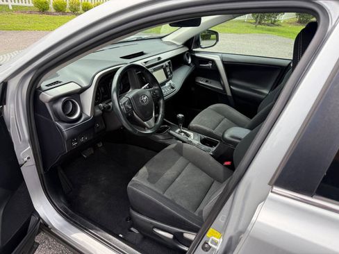 Used 2017 Toyota RAV4 XLE w/ Plus Extra Value Package AWD/4WD image 9