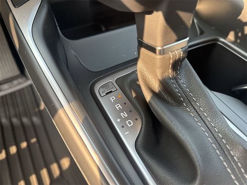 New 2025 Kia Sorento S image 33