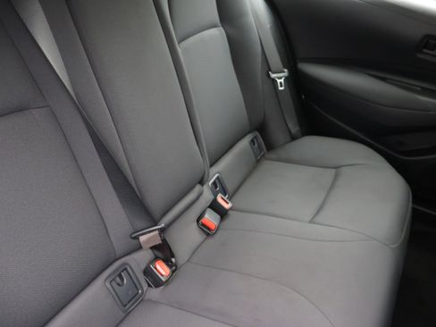 Used 2024 Toyota Corolla LE FWD image 11