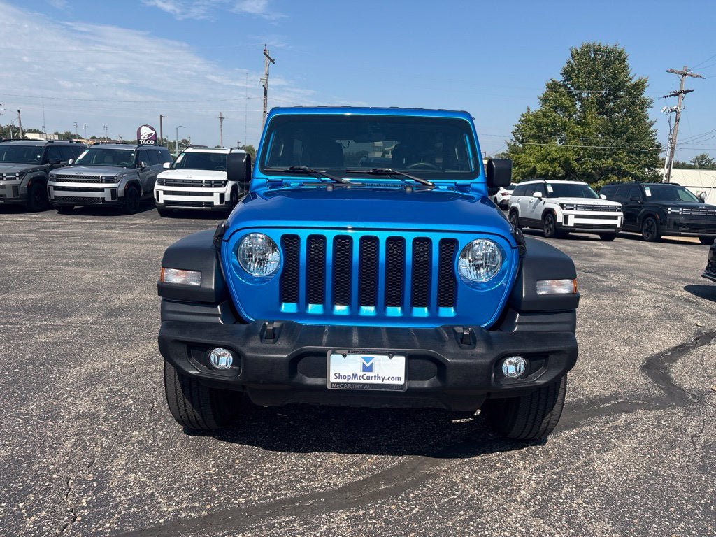 Used 2023 Jeep Wrangler Unlimited Sport AWD/4WD image 2