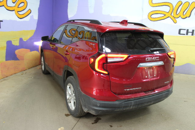 Used 2024 GMC Terrain SLE w/ Driver Convenience Package AWD/4WD image 6