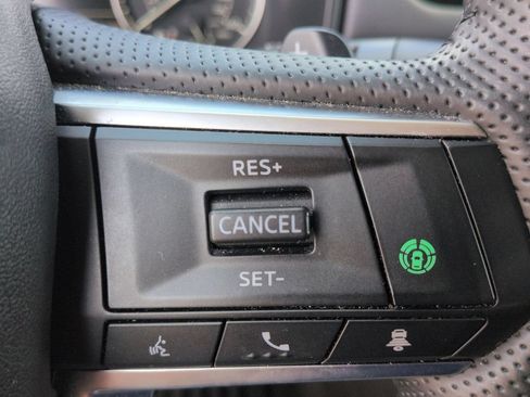 Used 2025 Mitsubishi Outlander SE AWD/4WD image 21