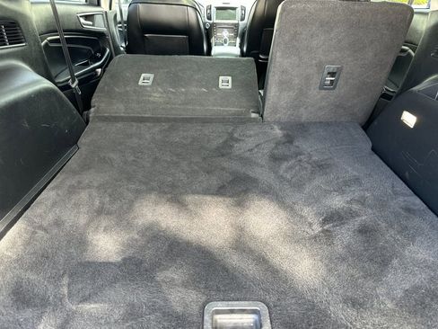 Used 2017 Ford Edge Titanium w/ Equipment Group 301A FWD image 14