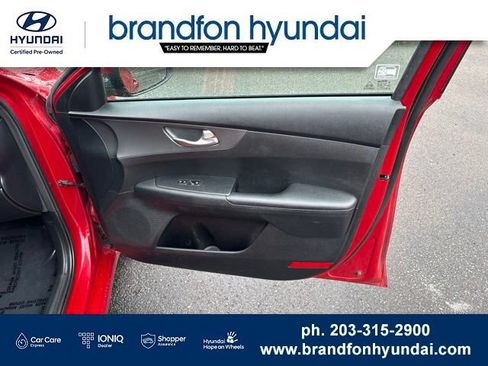 Used 2019 Kia Forte LXS FWD image 8