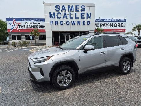 Used 2025 Toyota RAV4 XLE AWD/4WD image 1