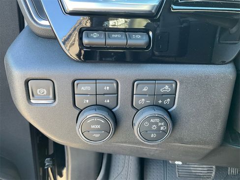 New 2026 Chevrolet Silverado 1500 High Country w/ Technology Package image 11