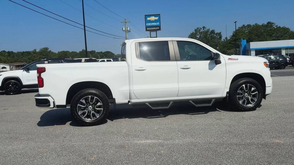 Certified 2022 Chevrolet Silverado 1500 RST AWD/4WD image 9