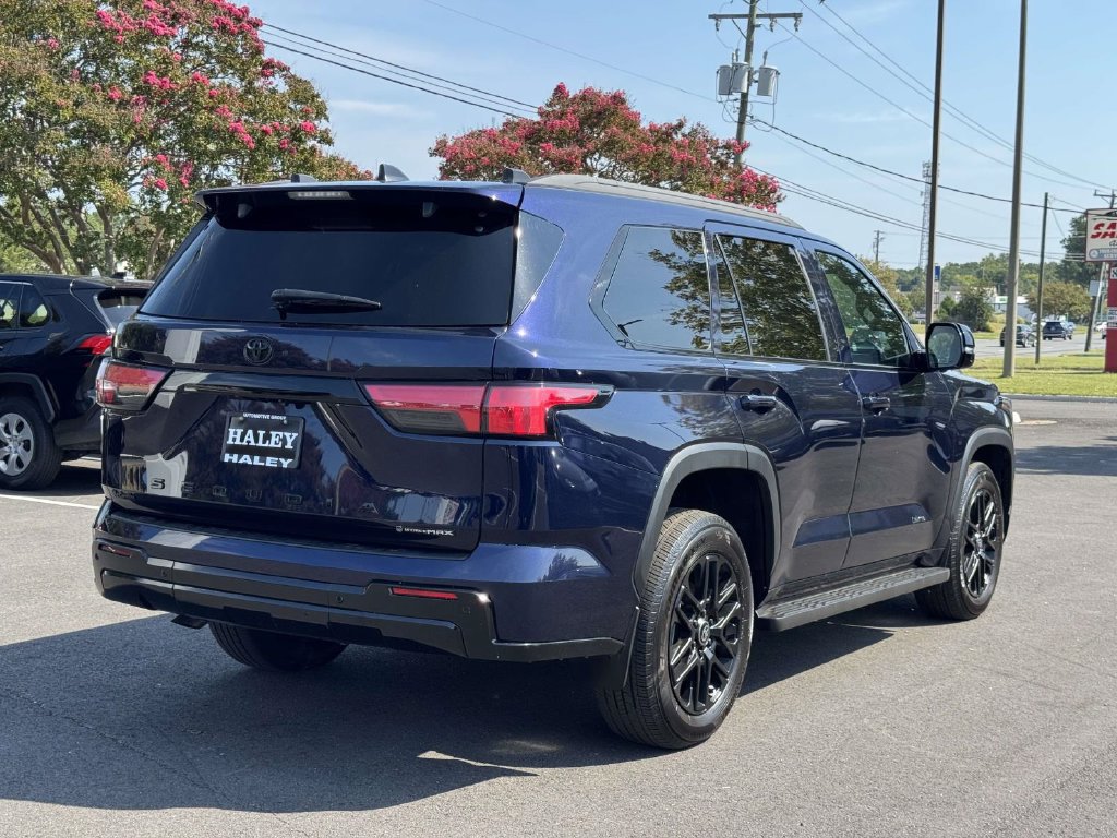 Used 2025 Toyota Sequoia Limited w/ Tow Technology Package AWD/4WD image 24