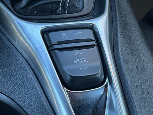 Used 2023 Chevrolet Camaro LT RWD image 20