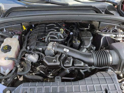 Used 2024 Jeep Grand Cherokee Limited image 12