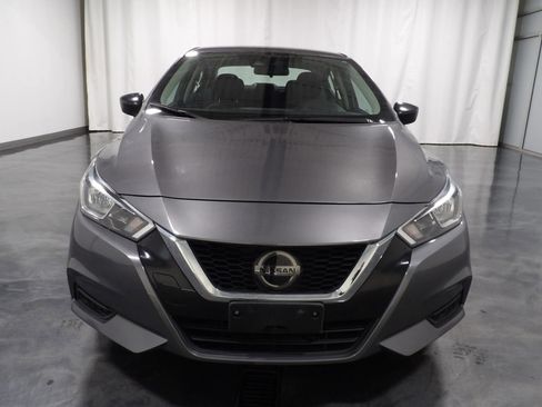 Used 2020 Nissan Versa S image 2