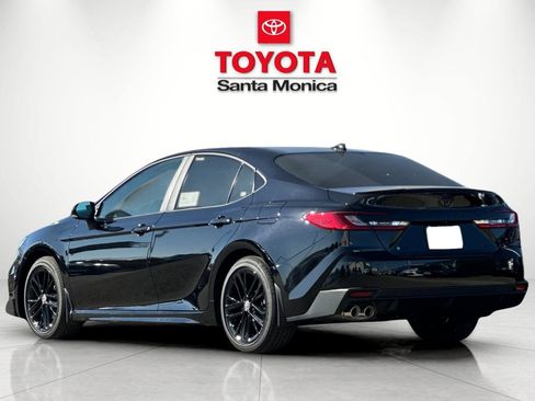 New 2026 Toyota Camry SE image 5