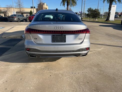 Used 2025 Audi A5 2.0T Premium Plus w/ Convenience Package image 8