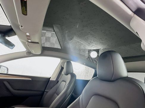 Used 2023 Tesla Model Y 2WD image 25